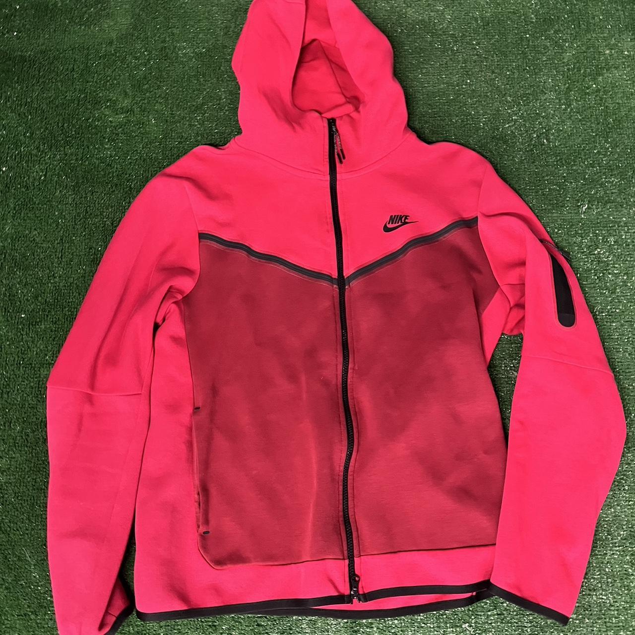 mens red nike tech