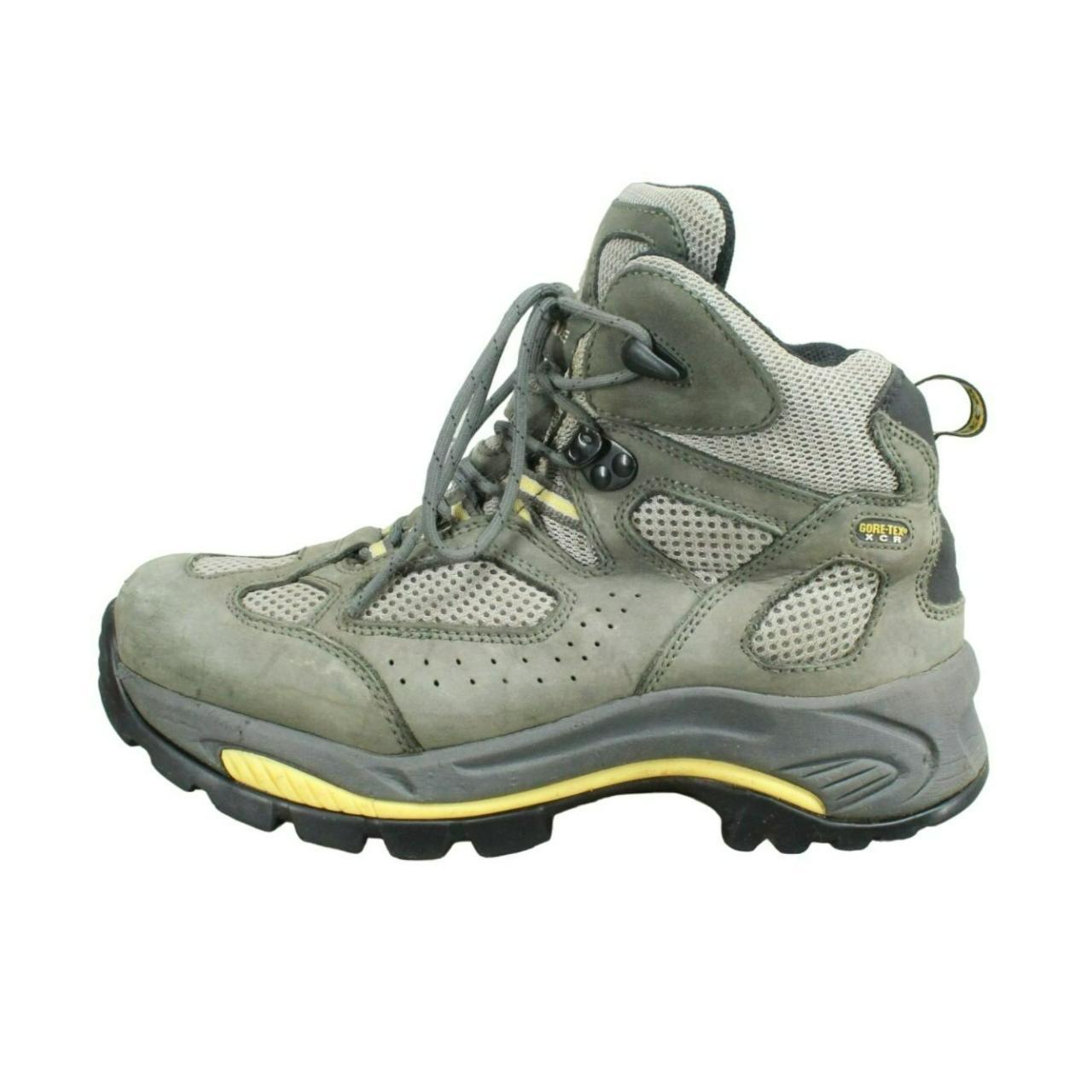 vasque women's hiking boots