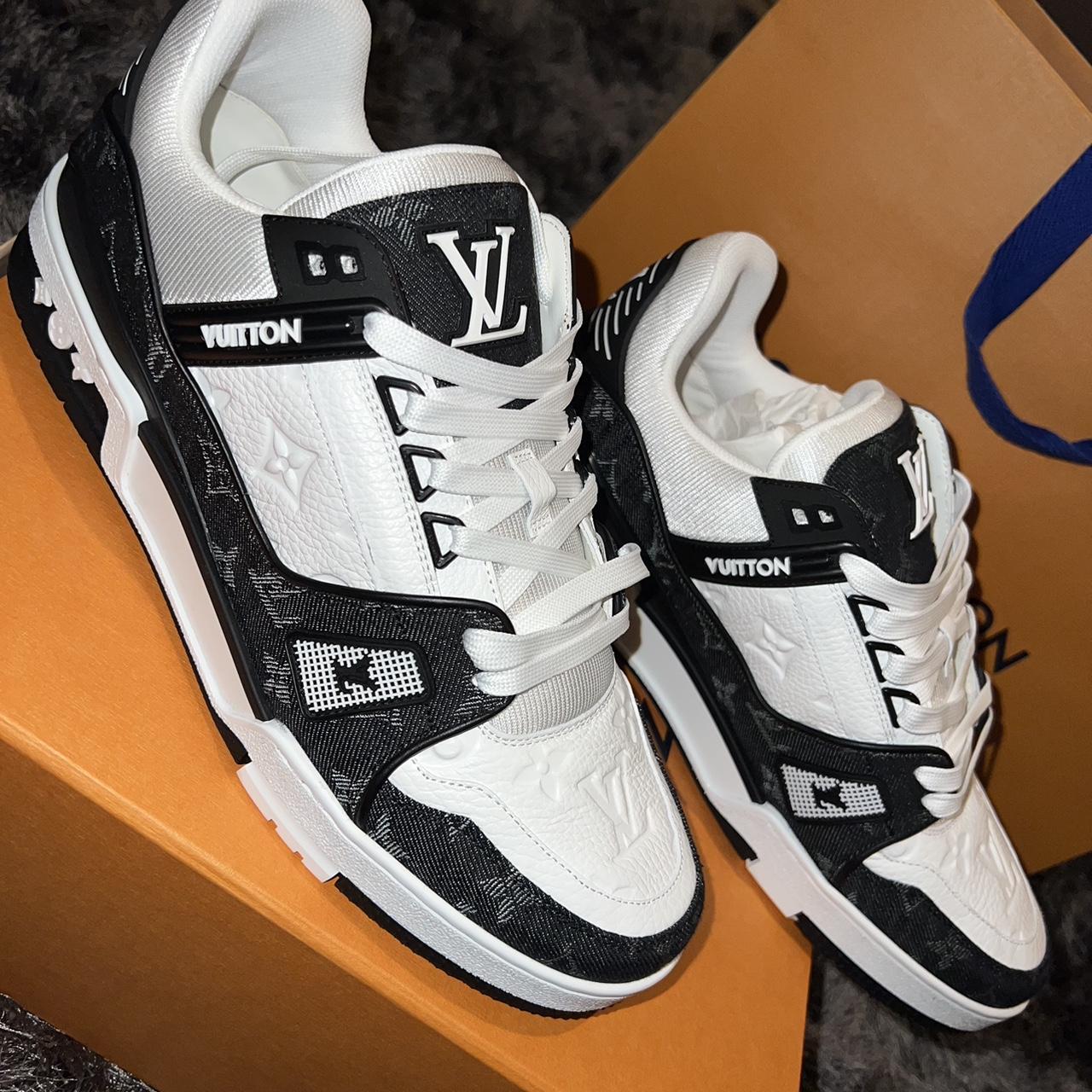 Louis Vuitton Men's Black and White Trainers | Depop