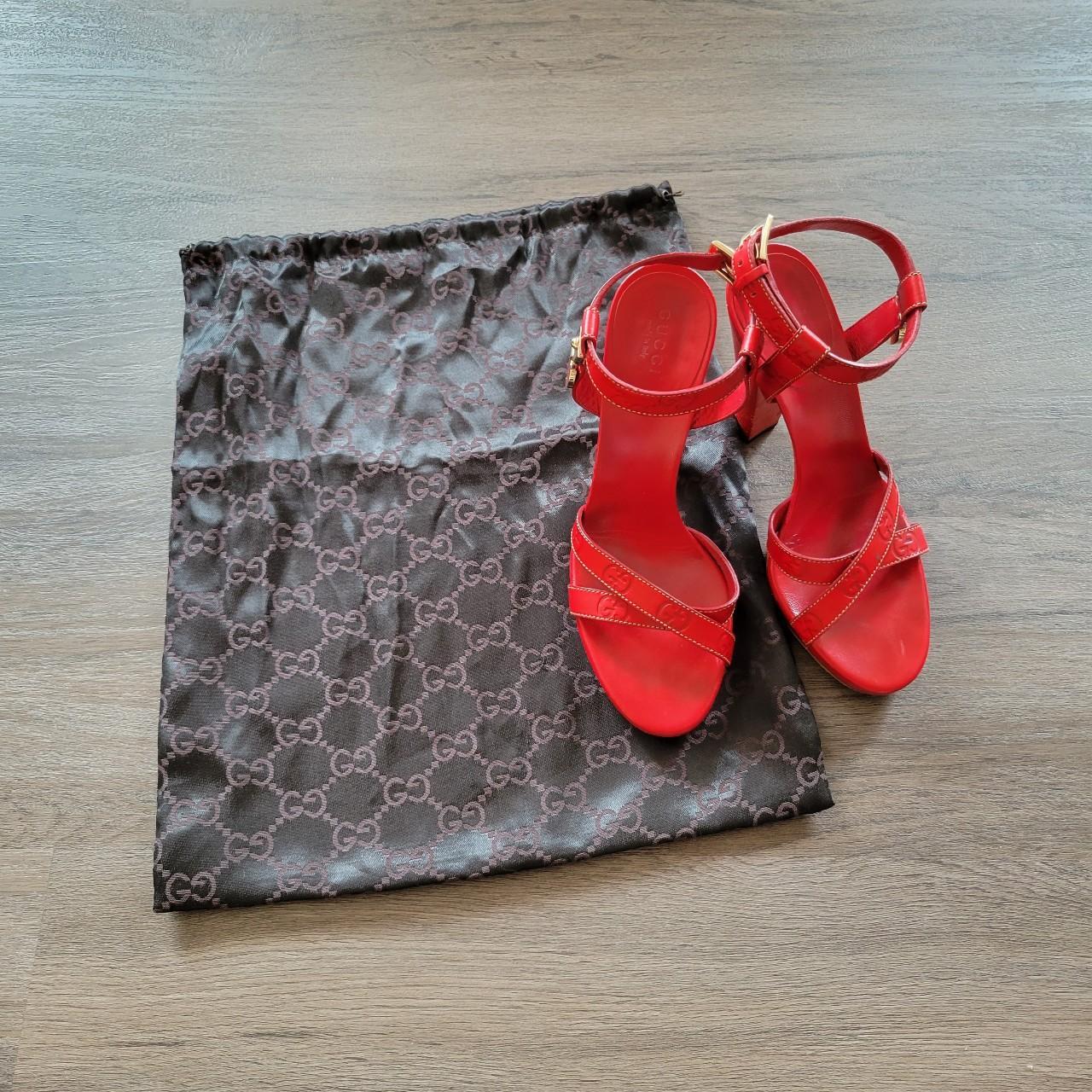 Red gucci platform discount sandals