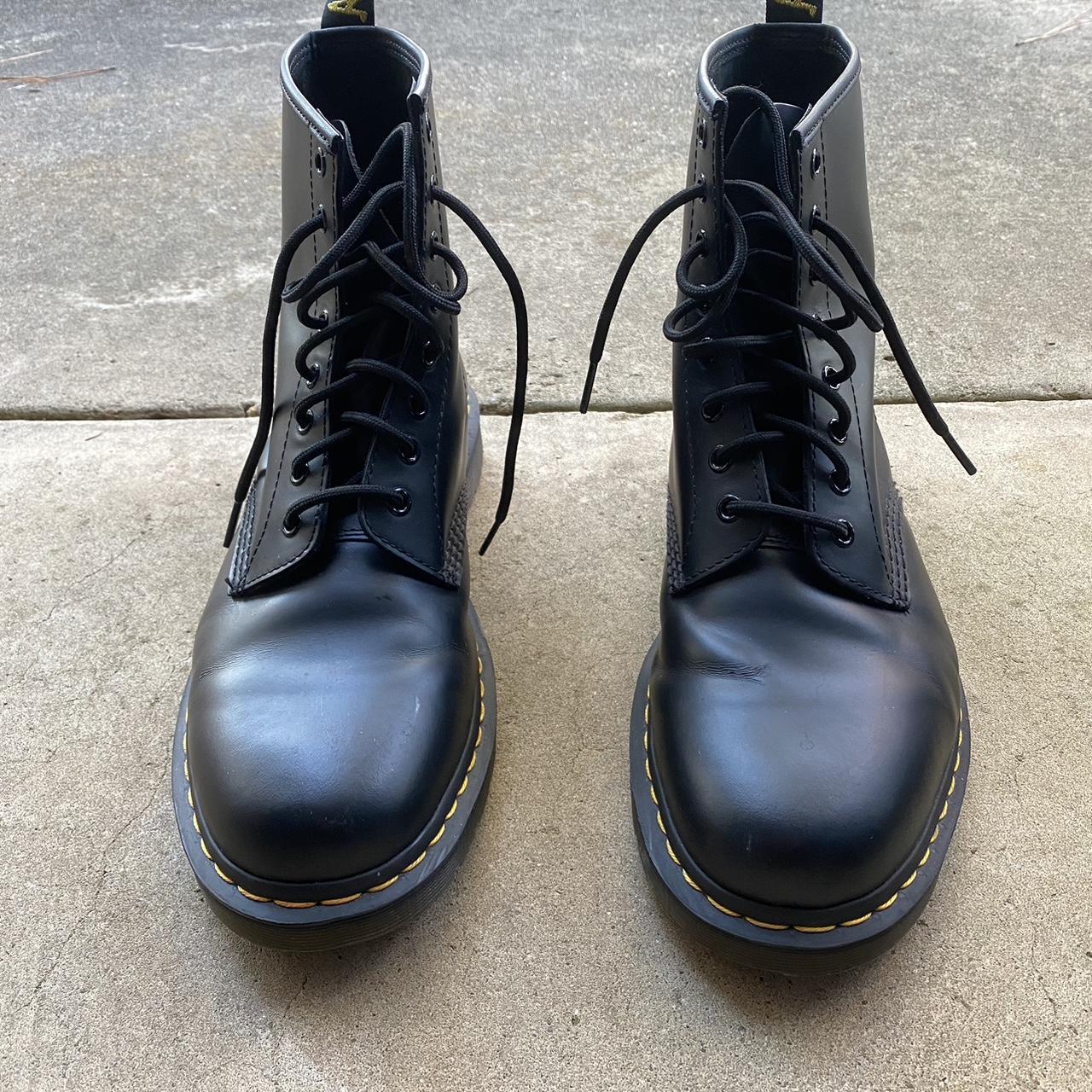 1460 doc martens white