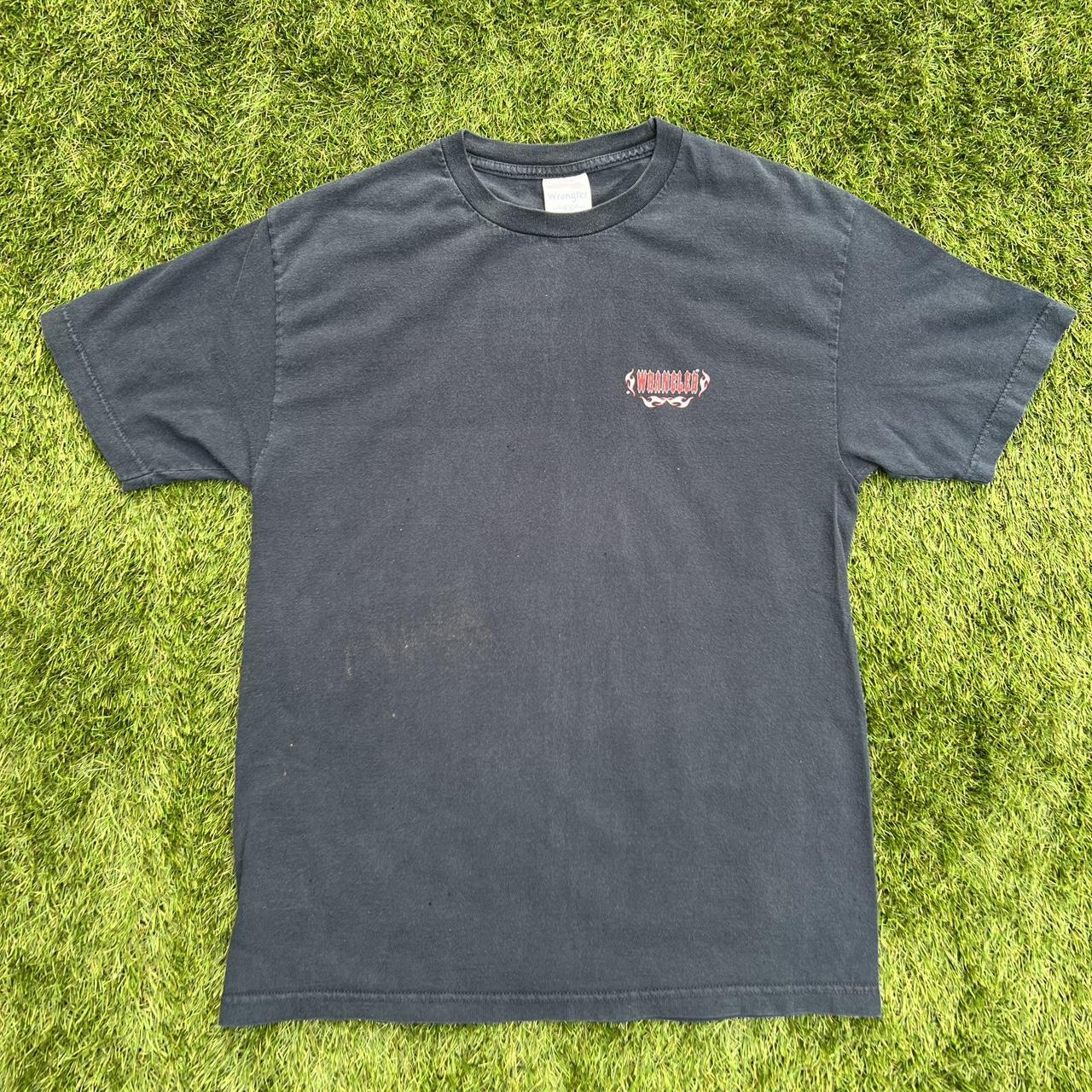 L Vintage Wrangler T-shirt • comfortable • vintage... - Depop