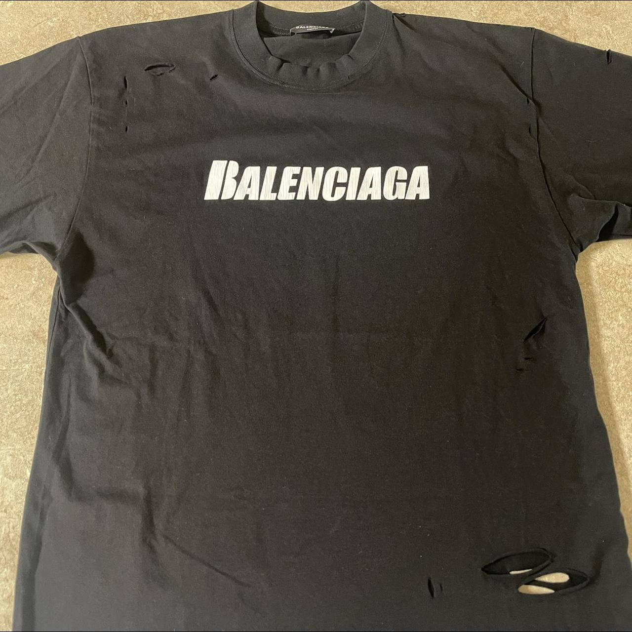 Balenci oversized T-shirt. Men’s size Medium. Has... - Depop