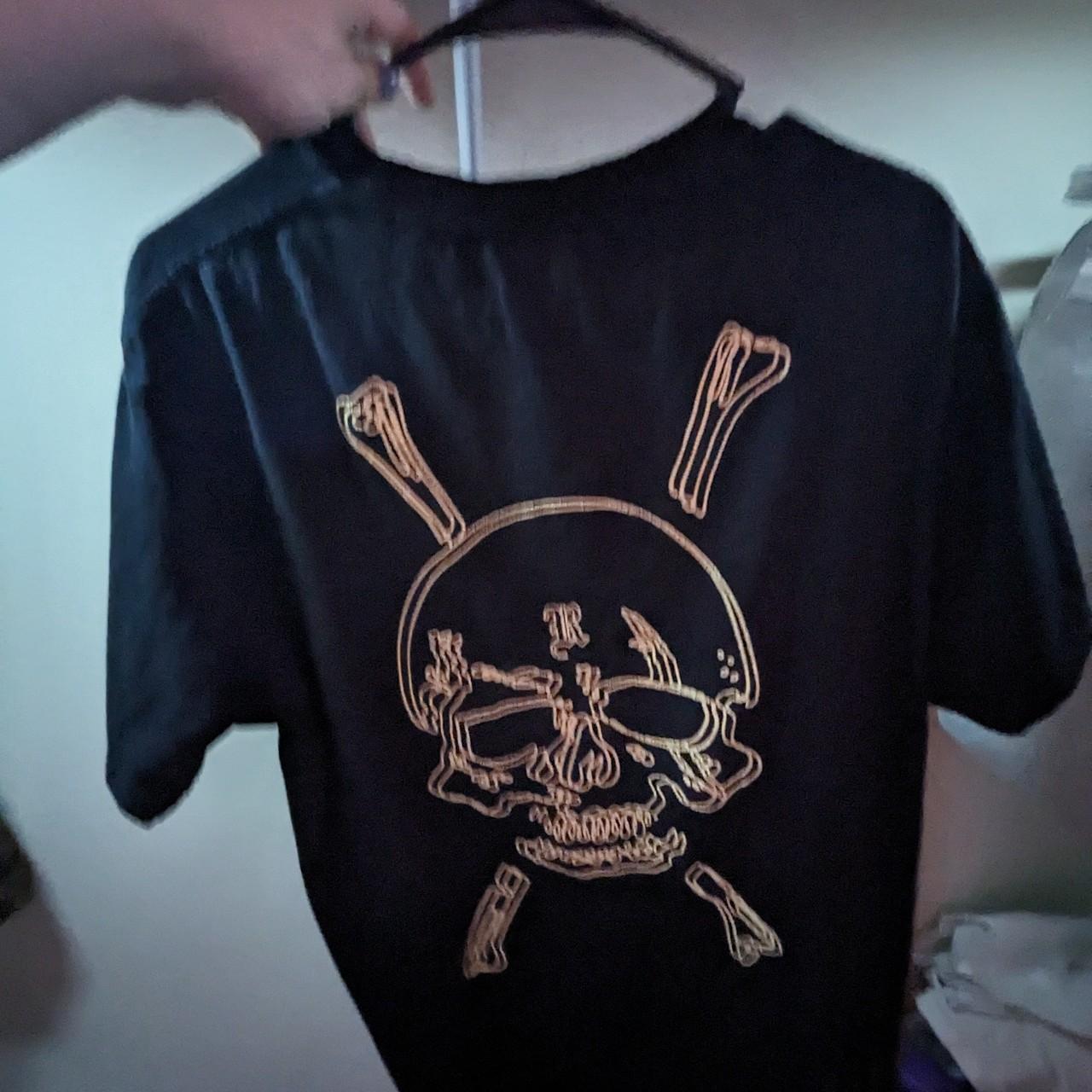 ZILLAKAMI x REVENGE COLLAB SKULL AND CROSSBONES T