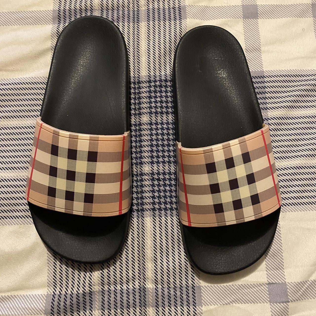 Burberry Women's Tan and Black Slides | Depop