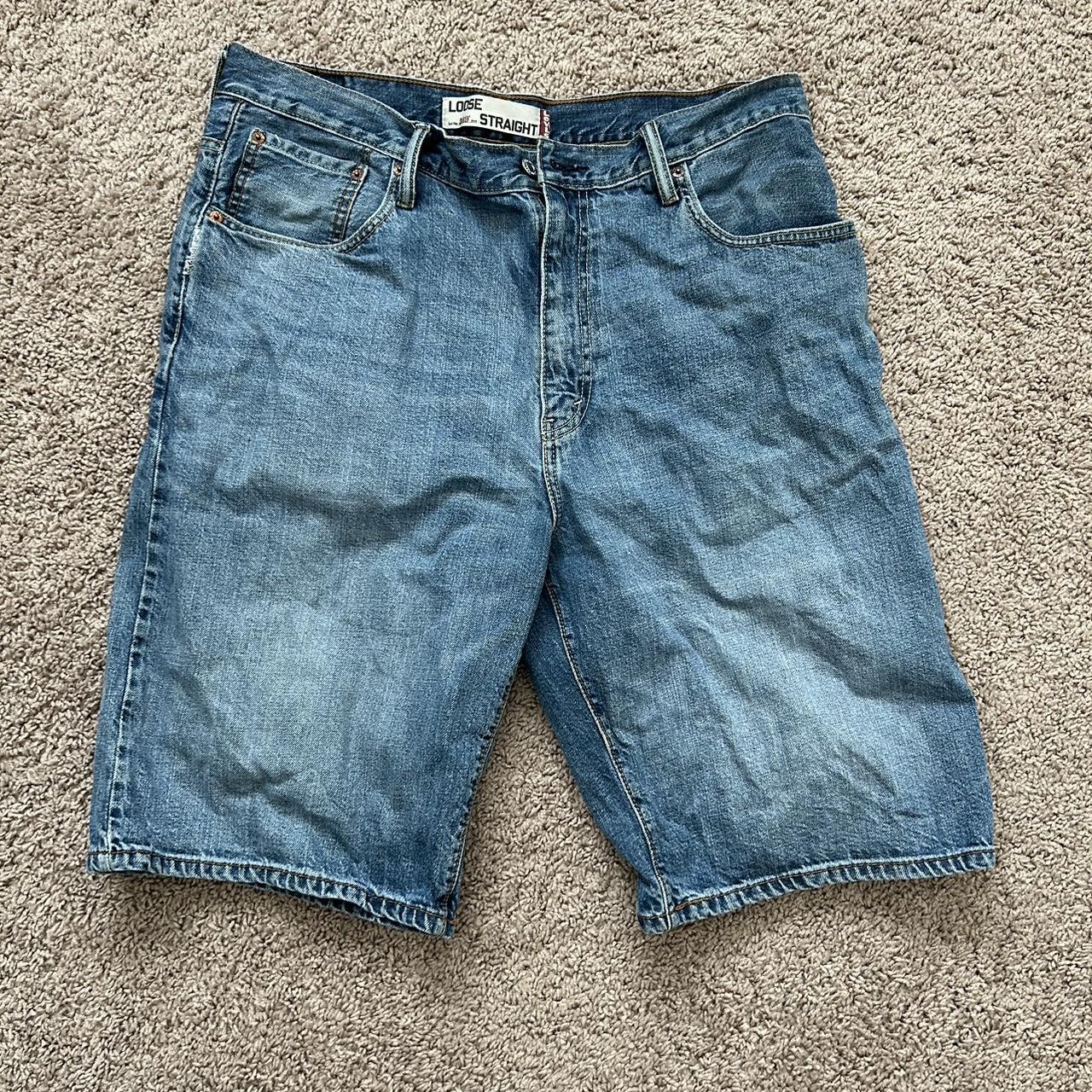 Levi's 569 Loose Fit Jorts Size 36 Sorry for the... - Depop