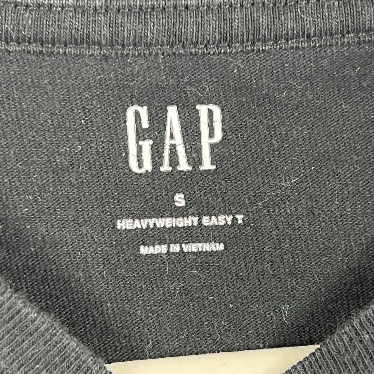 Gap Men's Black T-shirt | Depop