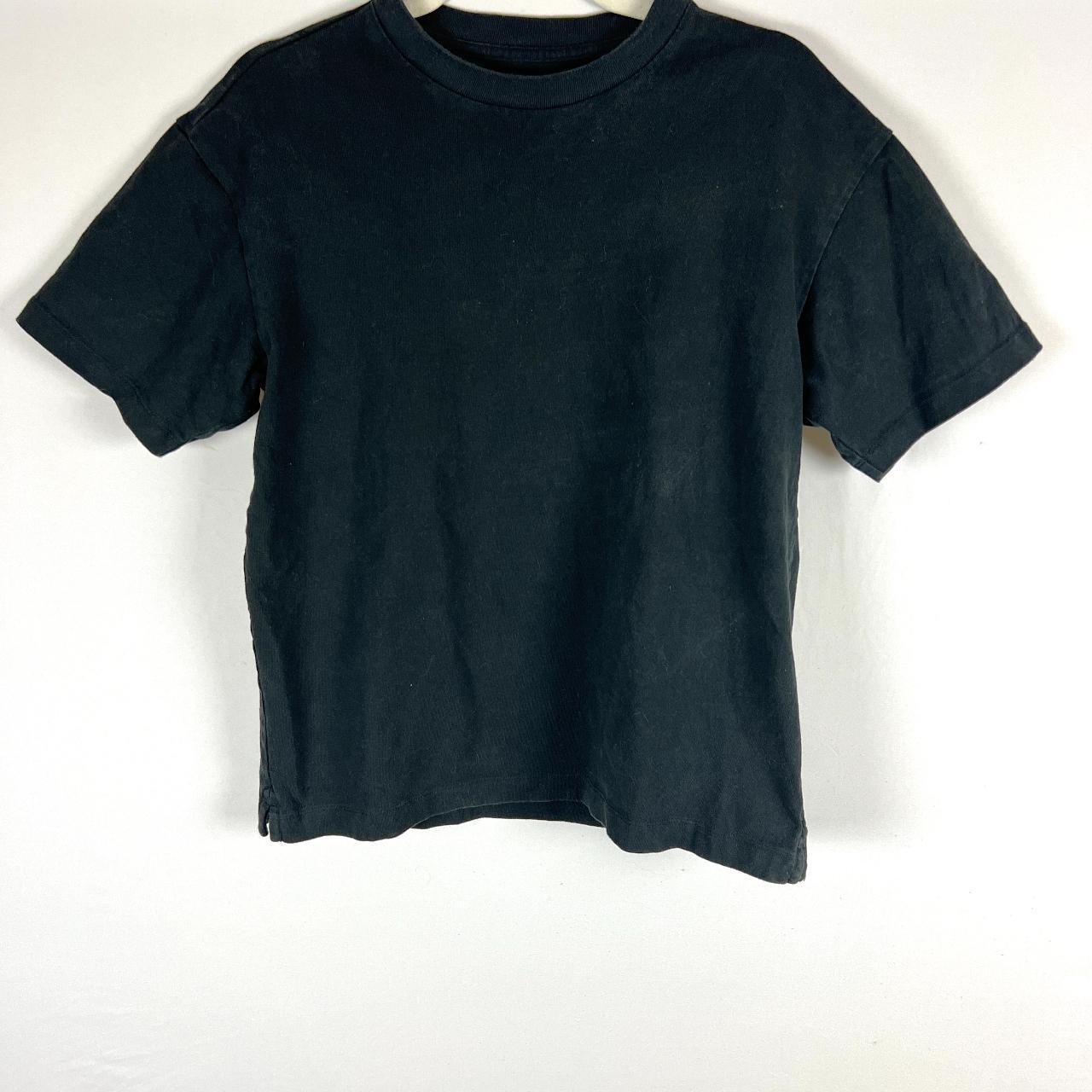 Gap Men's Black T-shirt | Depop