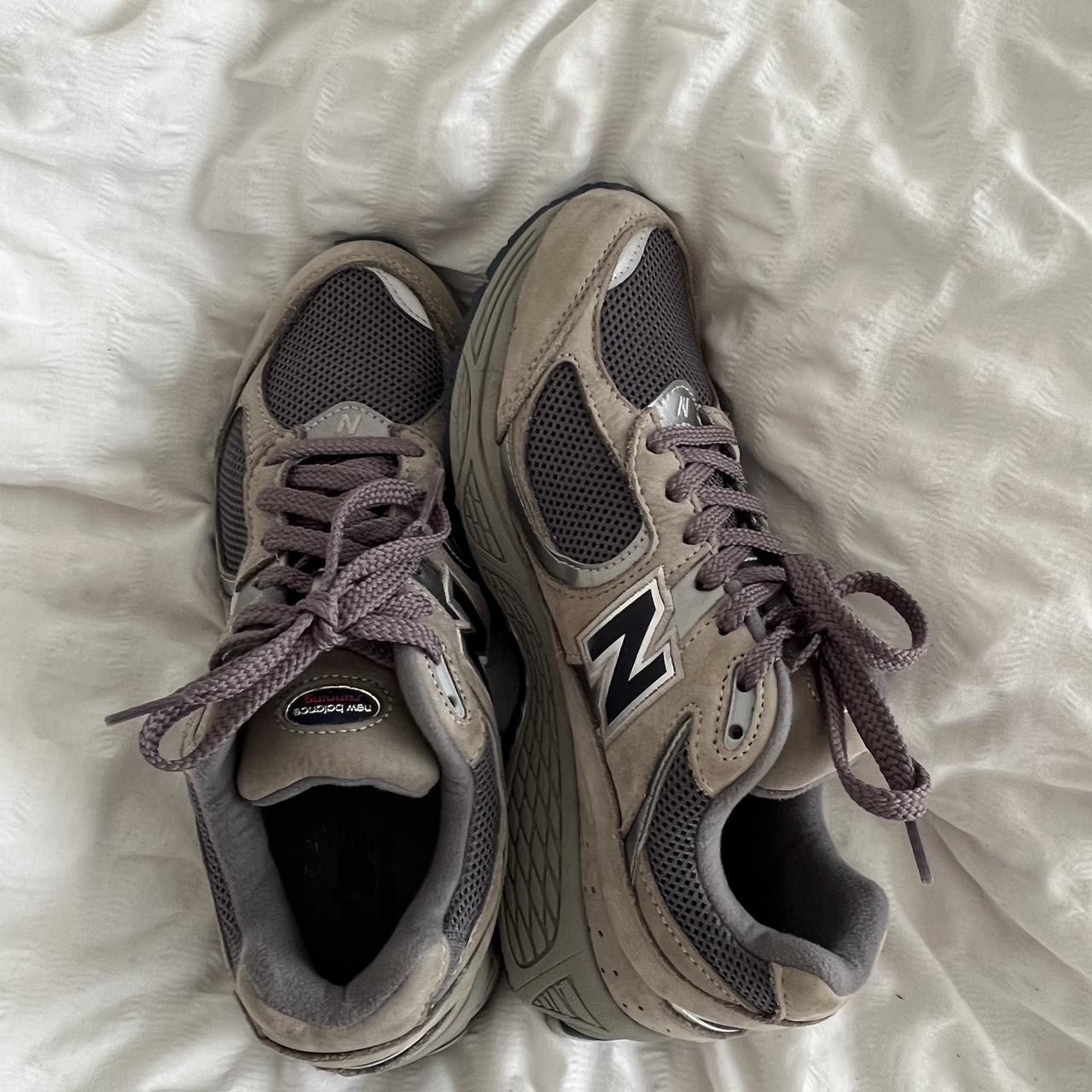 New Balance Women's Brown and Grey Trainers | Depop