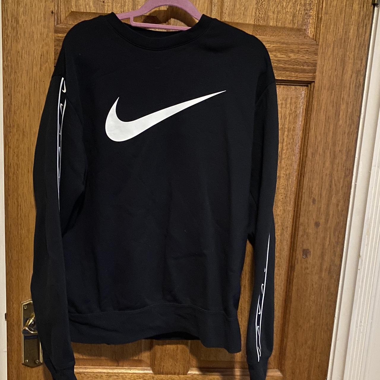 mens black and white nike sweatshirt