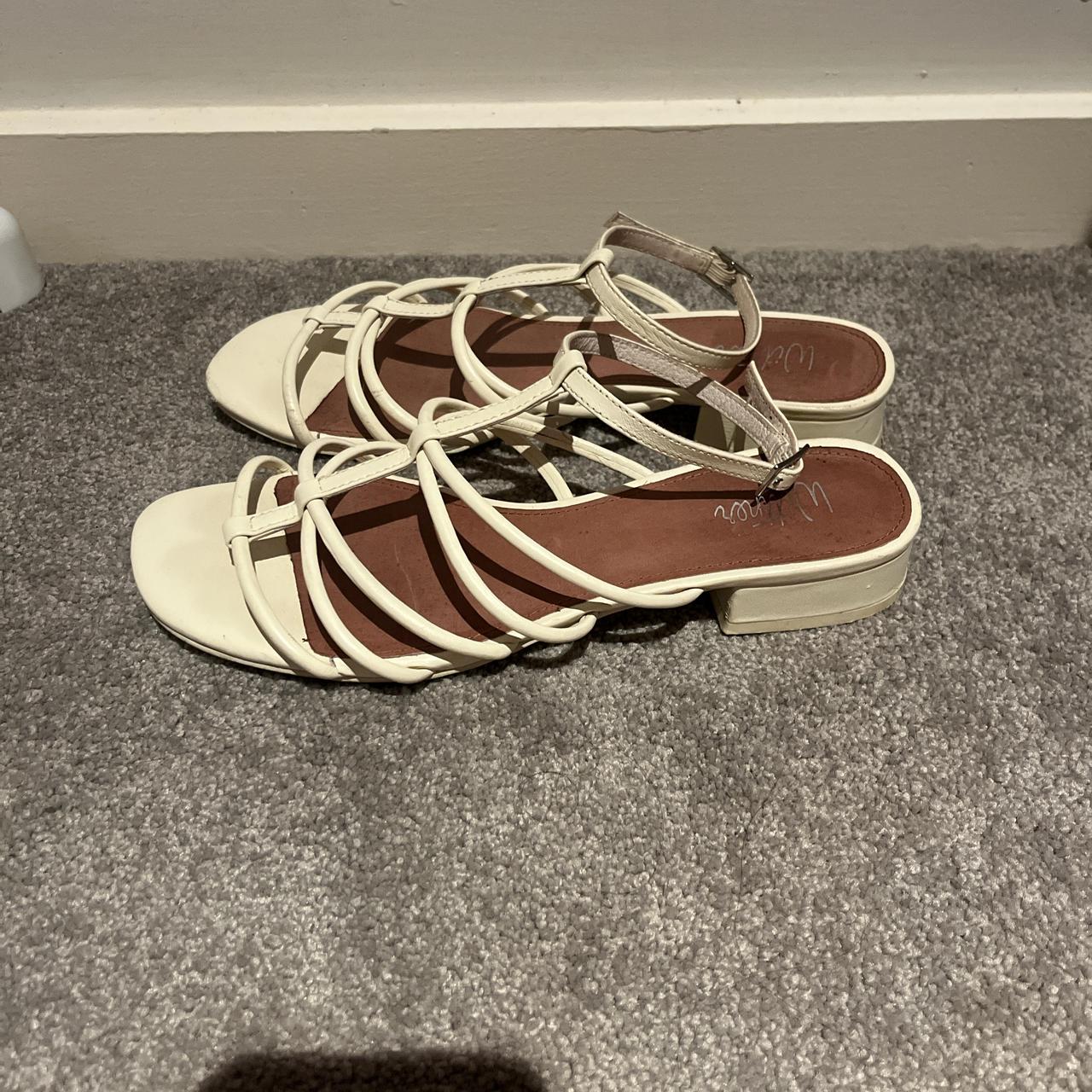 wittner white sandals