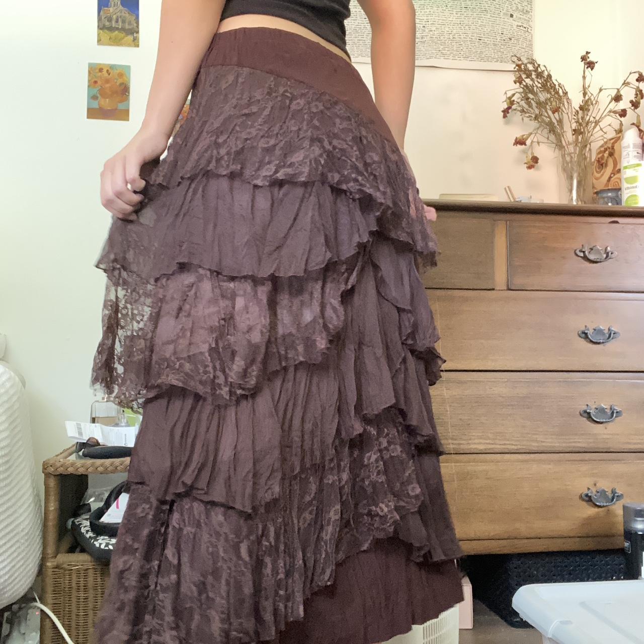Amazing brown layered/tiered maxi skirt 🧡 Has a... - Depop