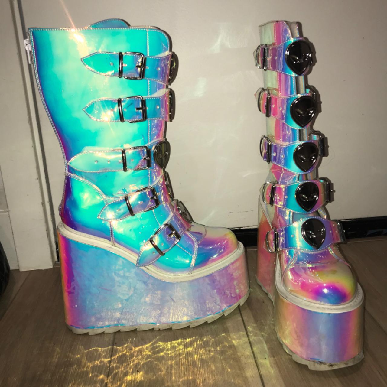 yru holographic boots