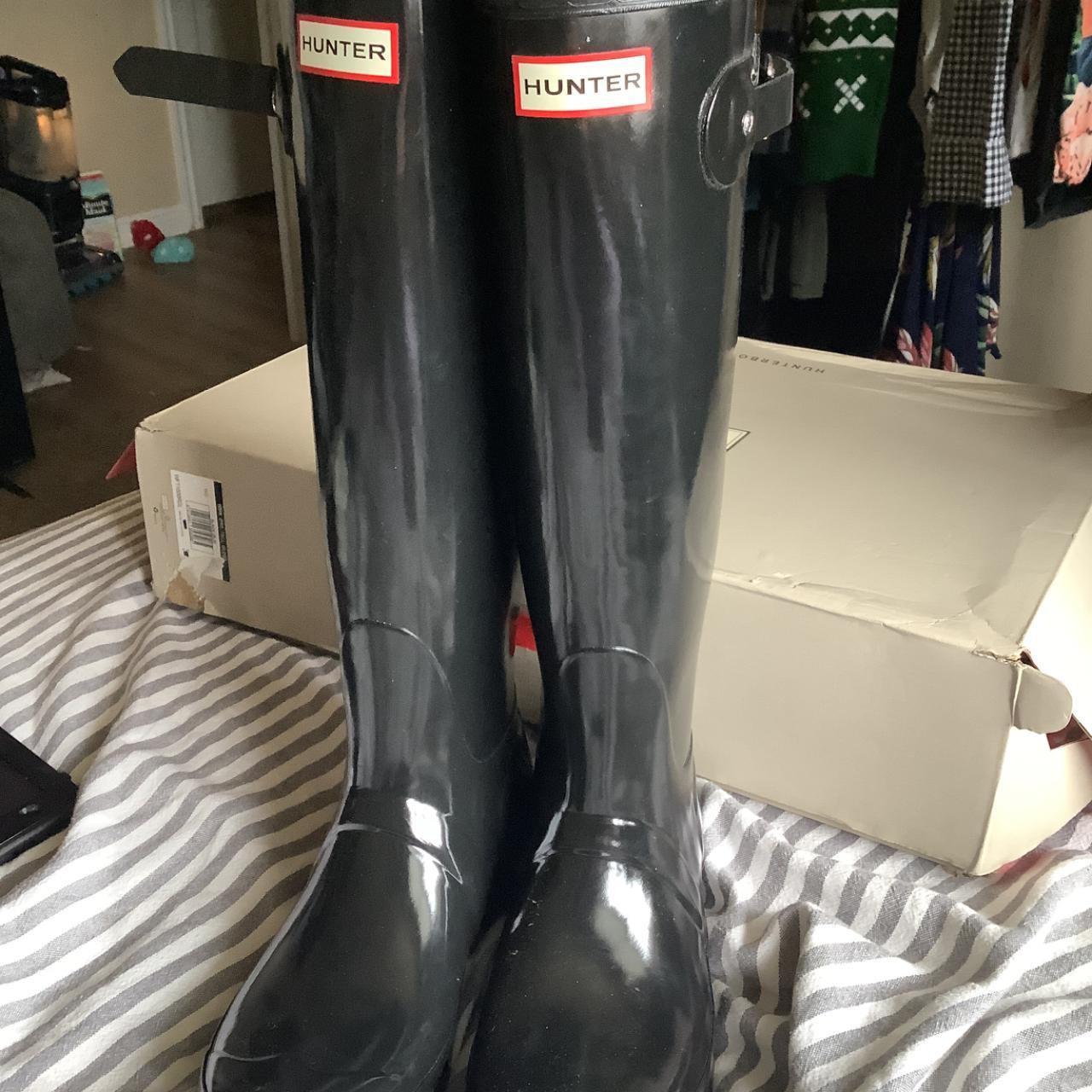 Hunter Women's Black Boots | Depop