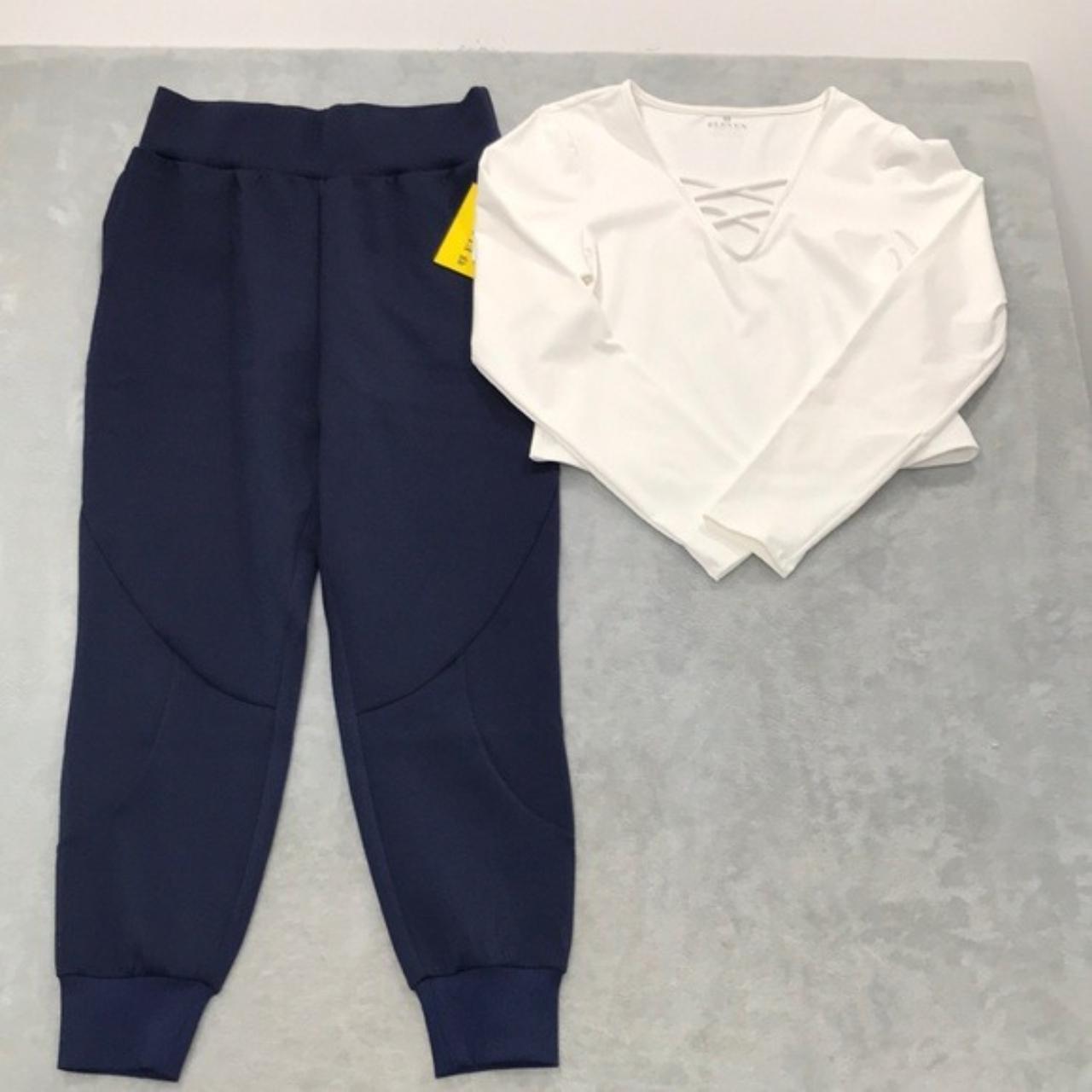 item listed by closet238