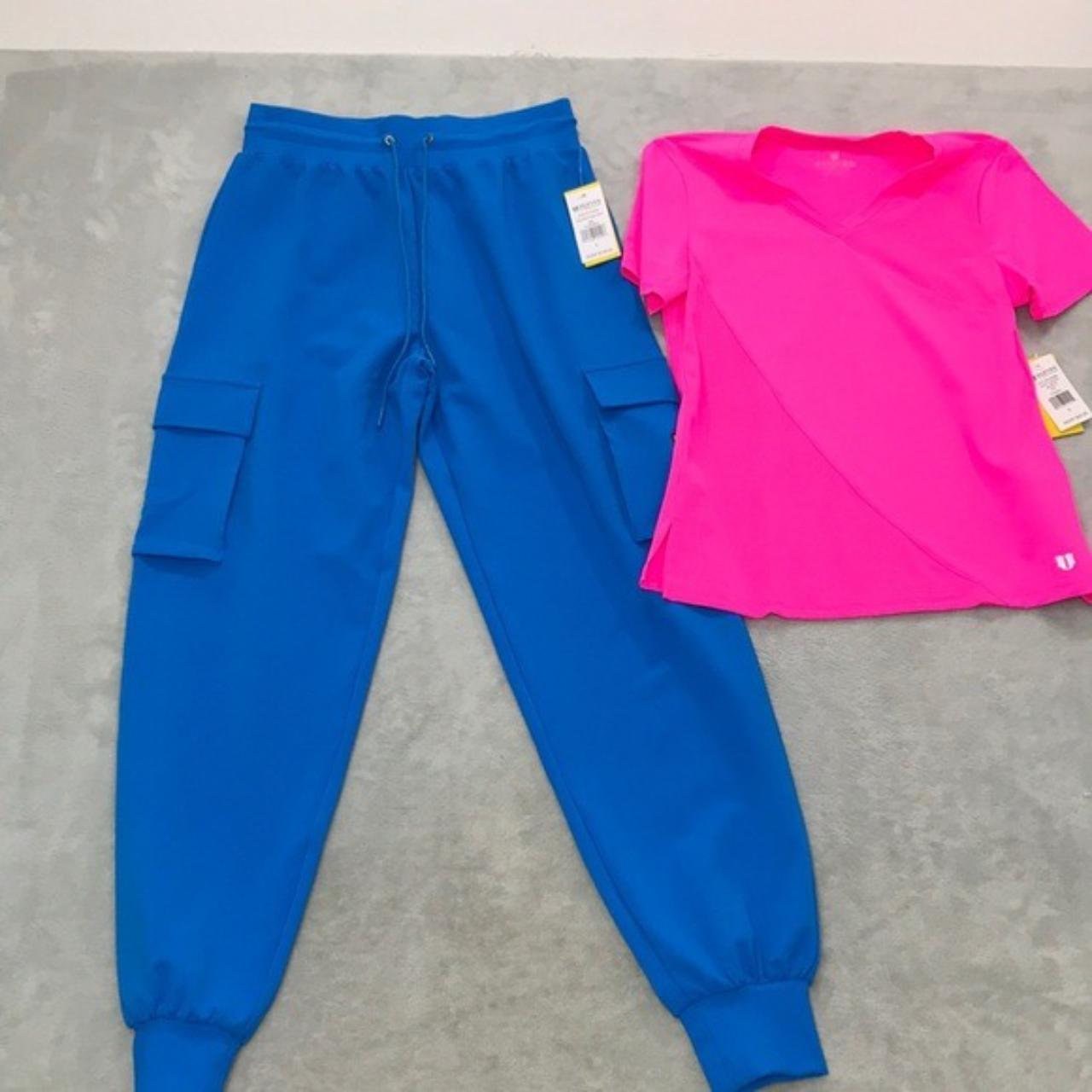item listed by closet238