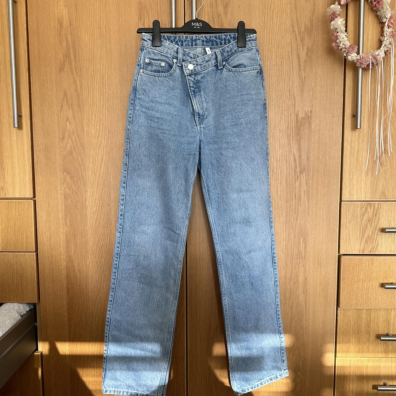 Weekday Skew Jeans - 26/32 Great condition - Depop