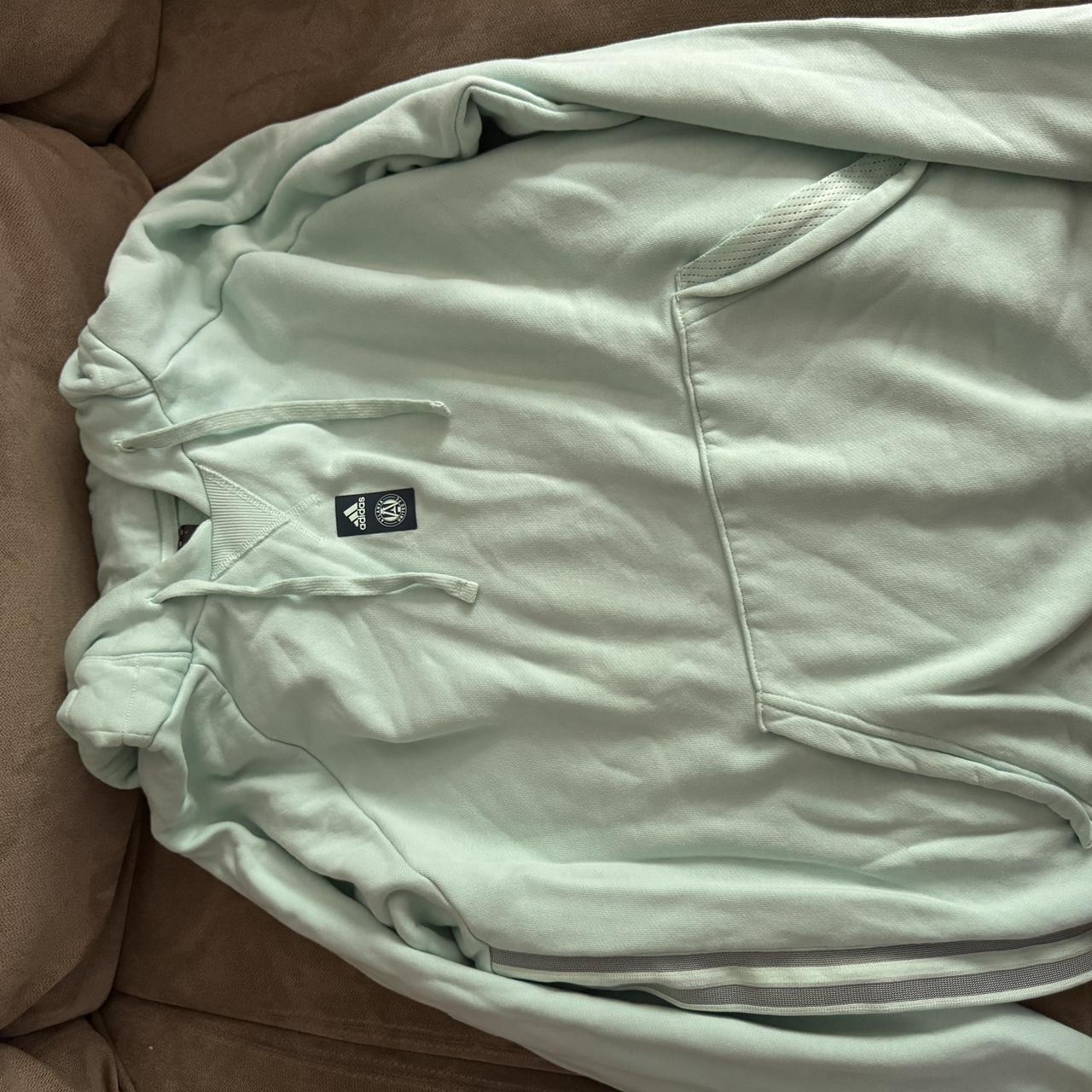 item listed by bellasilvermann