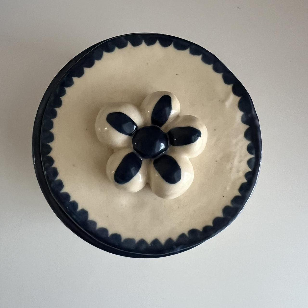 item listed by aprily9