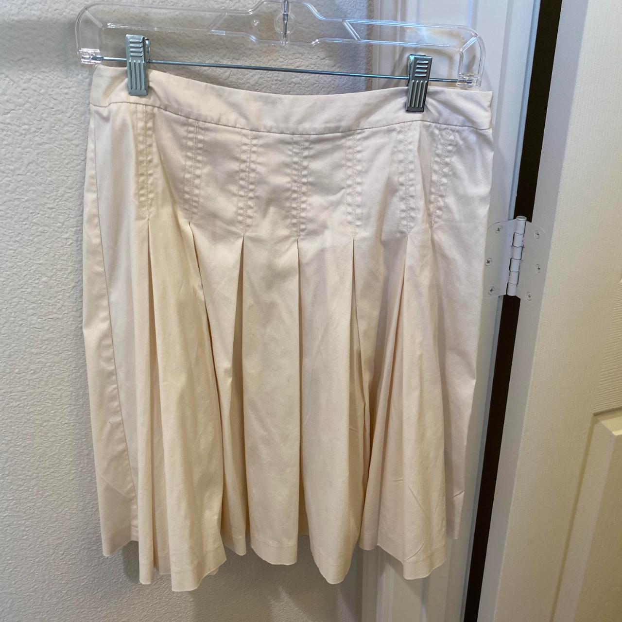 Vintage White Pleated Skirt Size US6 Made in South... - Depop