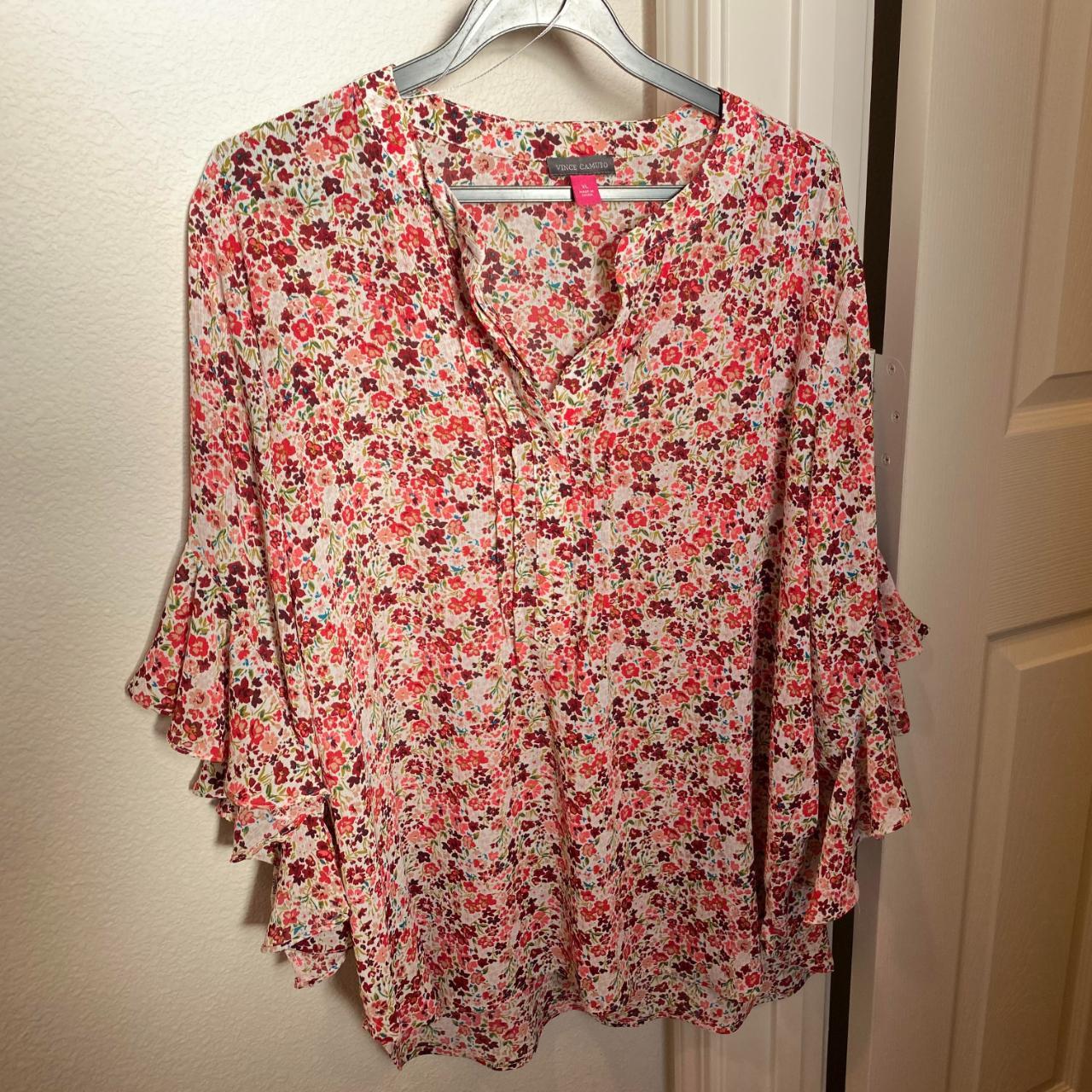 Vince Camuto Floral Blouse Size XL - Depop