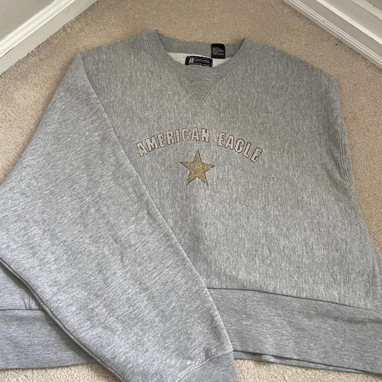 American Eagle Women's Grey Hoodie Depop