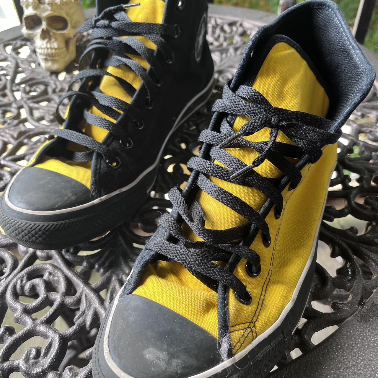 Grey converse with yellow retailers laces