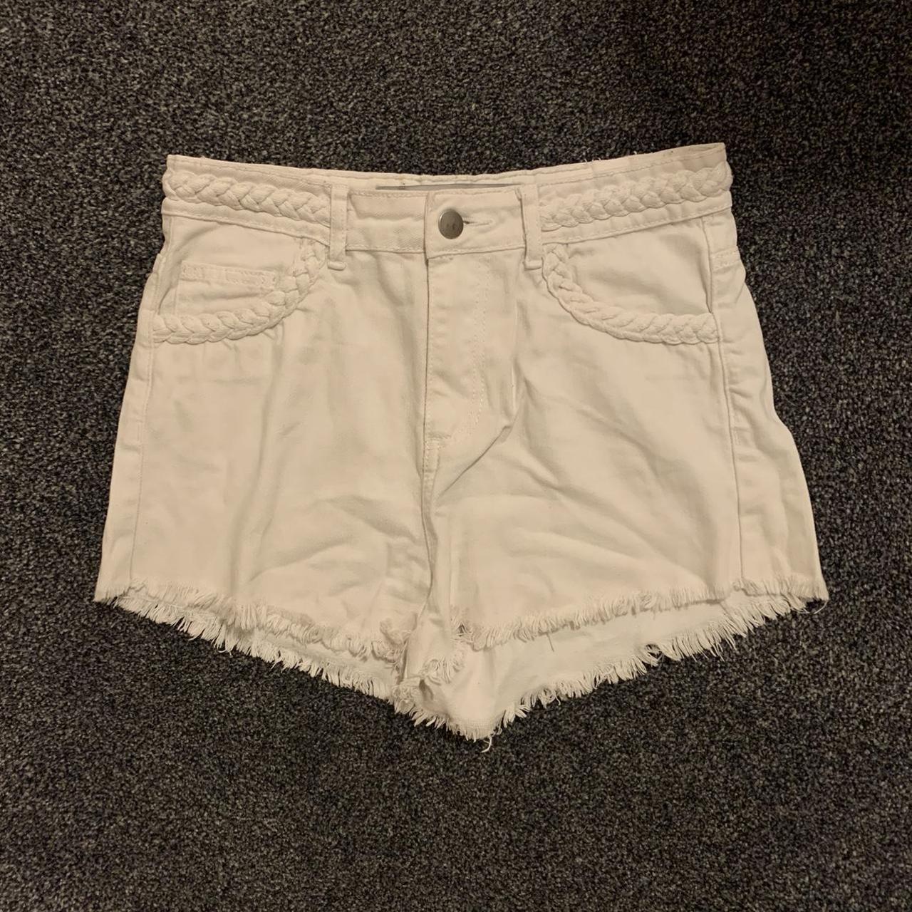 Primark Women's White Shorts Depop