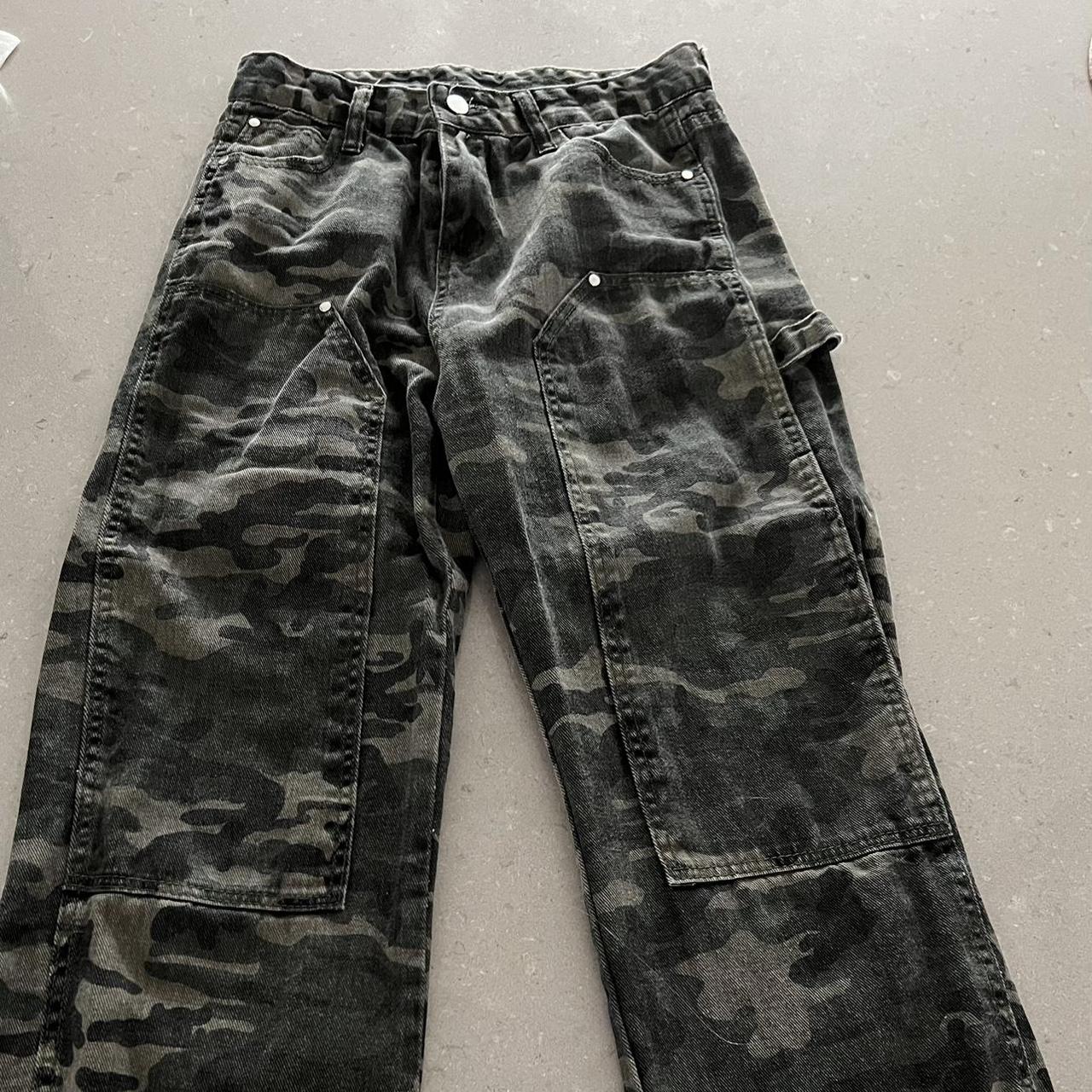 Camo Cargo Jeans -Can fit a size xs,s, and m... - Depop