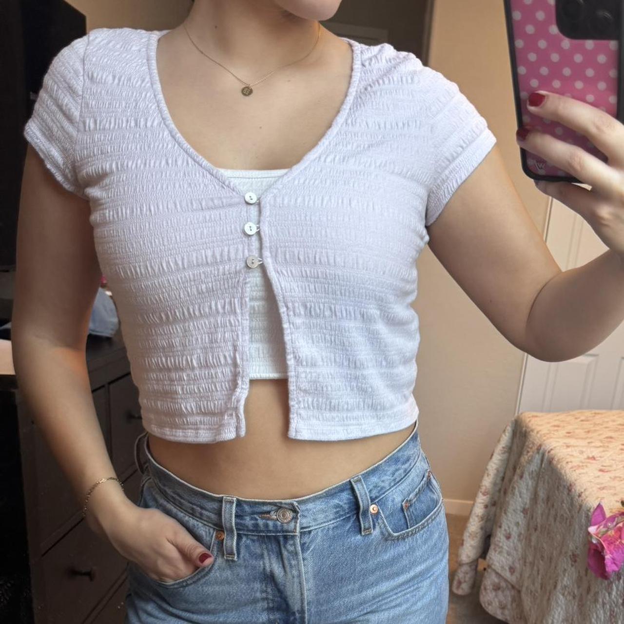 item listed by emzclothezz