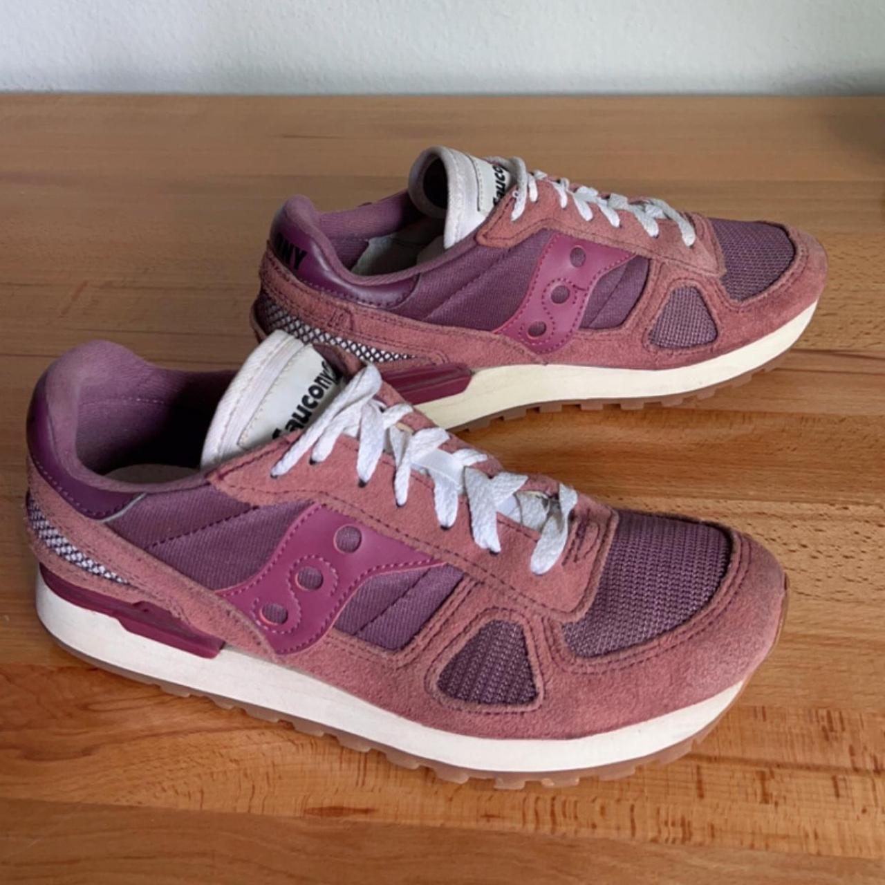 saucony sneakers violet