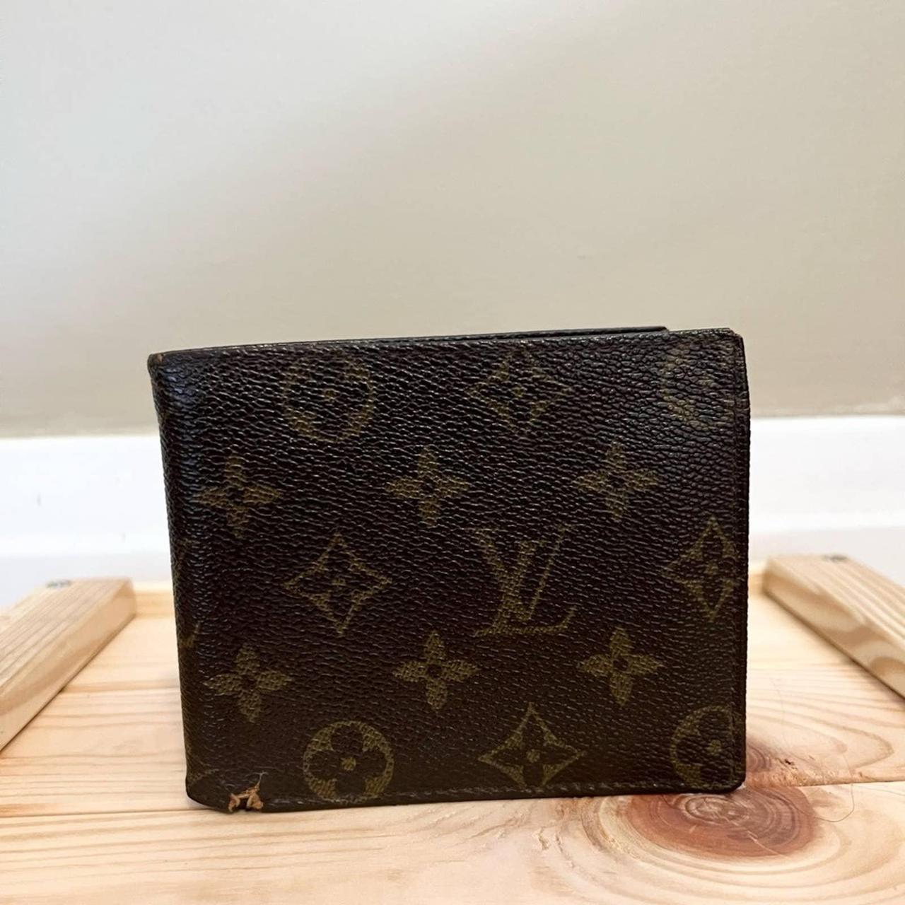 Louis Vuitton wallet Wristlet 100% Authentic.  - Depop