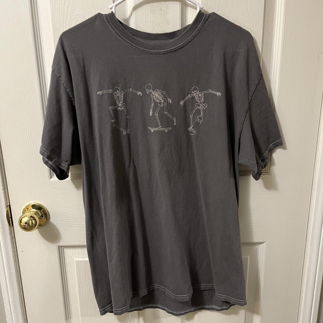 Tillys Women's Grey T-shirt | Depop