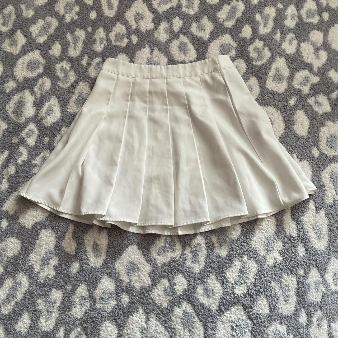 SHEIN Women's White Skirt | Depop