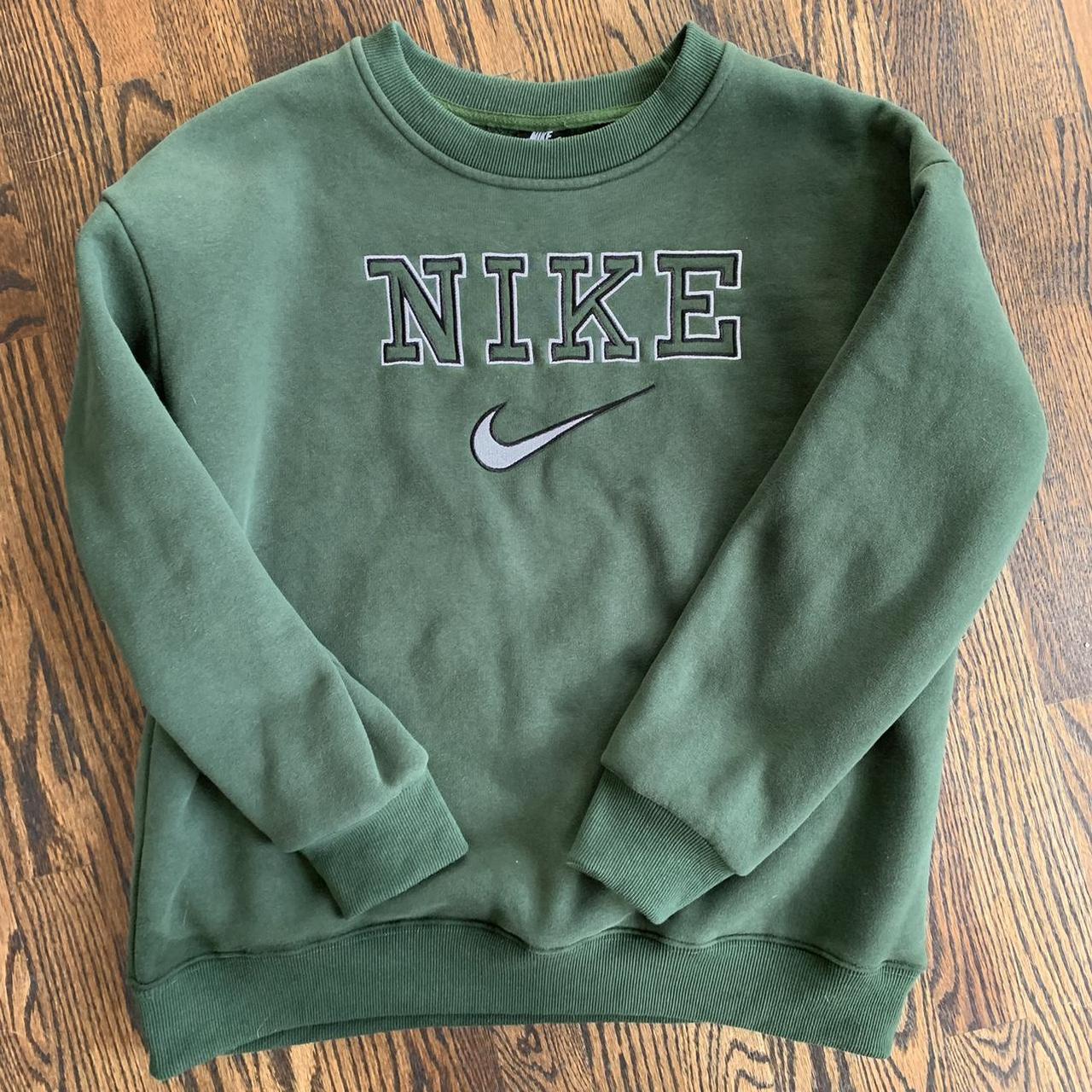 Nike Men's Green Sweatshirt | Depop