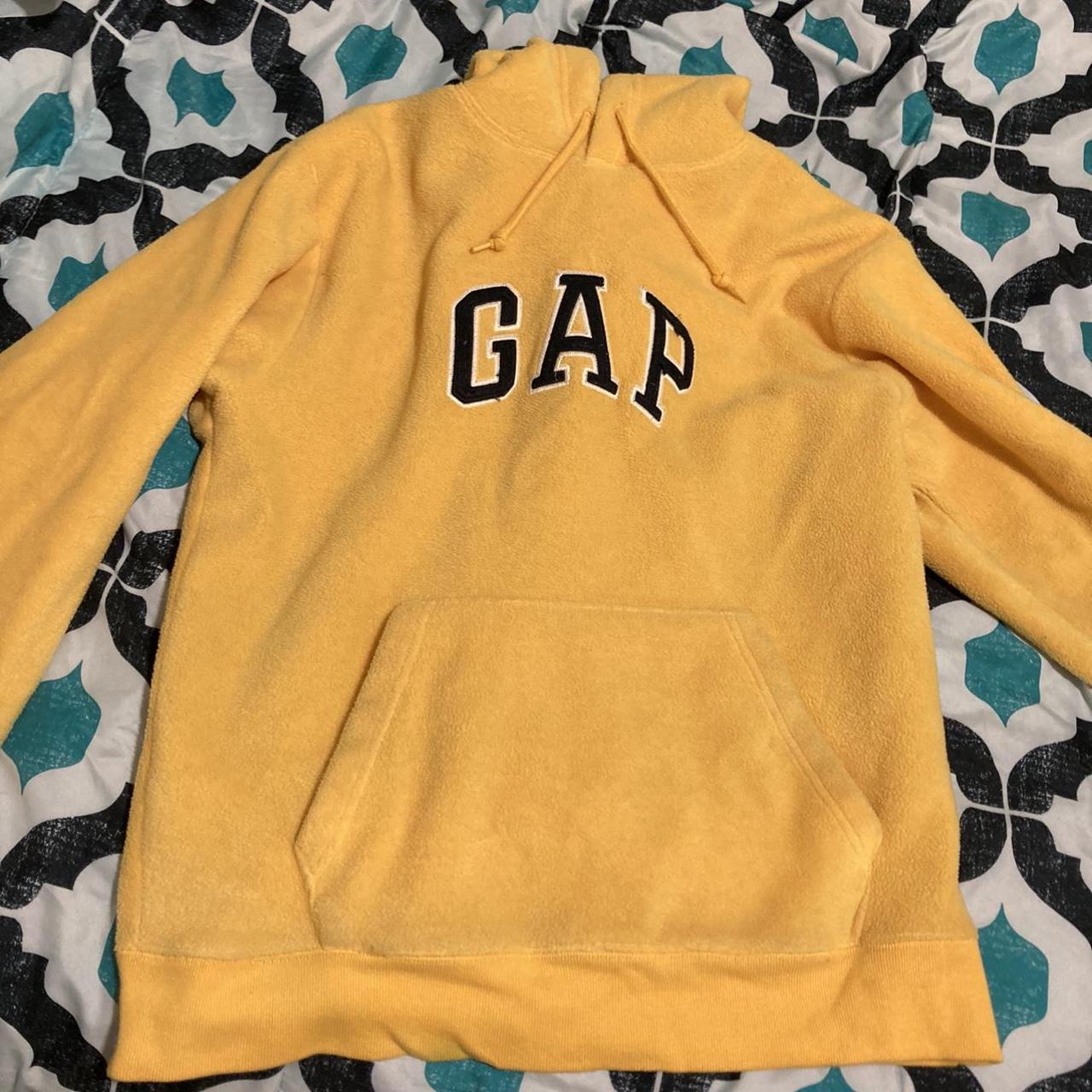 Vintage yellow Gap hoodie. Size medium, definitely... - Depop