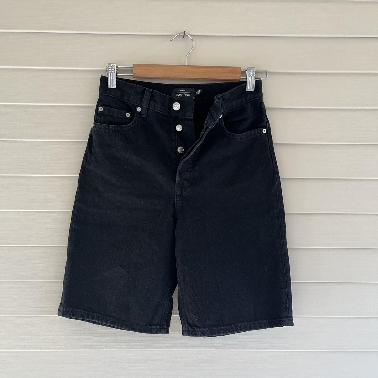 Women black denim shorts size 2/XS New without tags - Depop