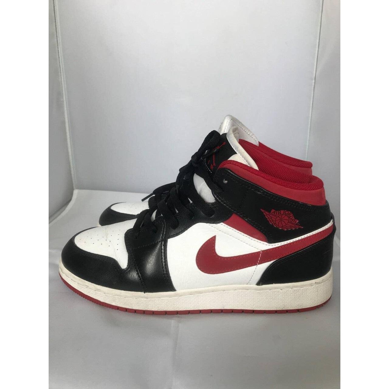 Air Jordan 1 Mid (GS) Gym Red Black White DJ4695-122... - Depop