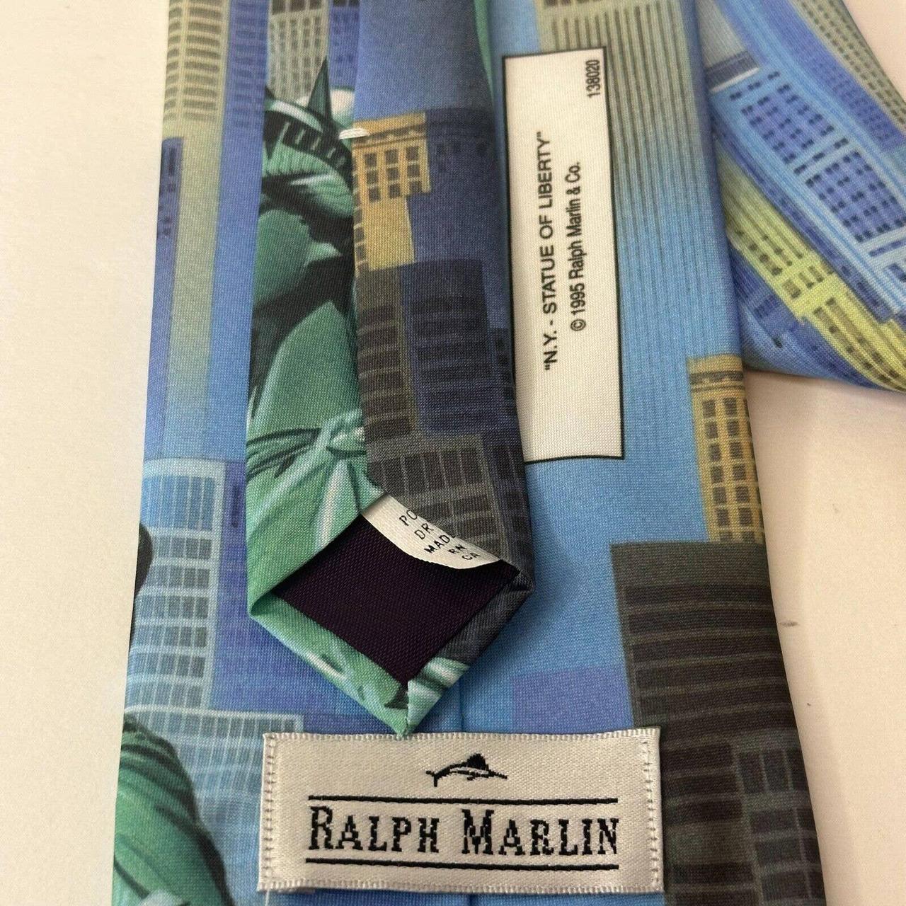 Ralph Marlin, Accessories