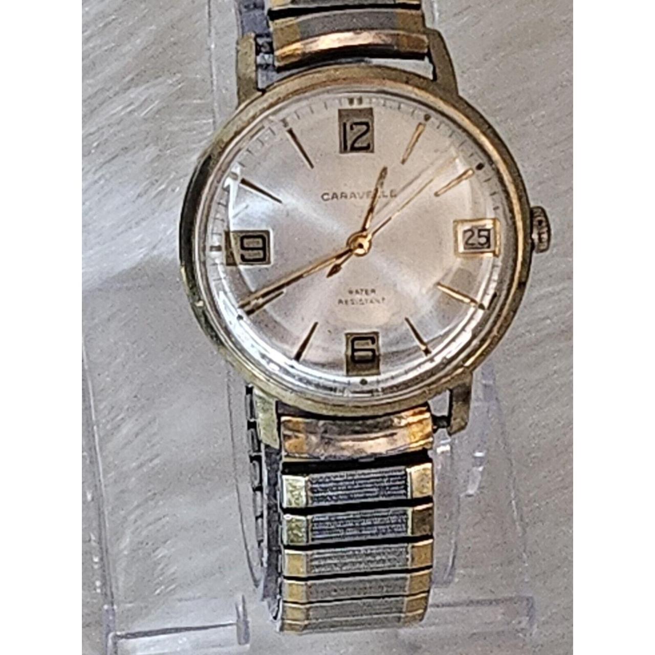 This is a very nice vintage Bulova Caravelle... - Depop