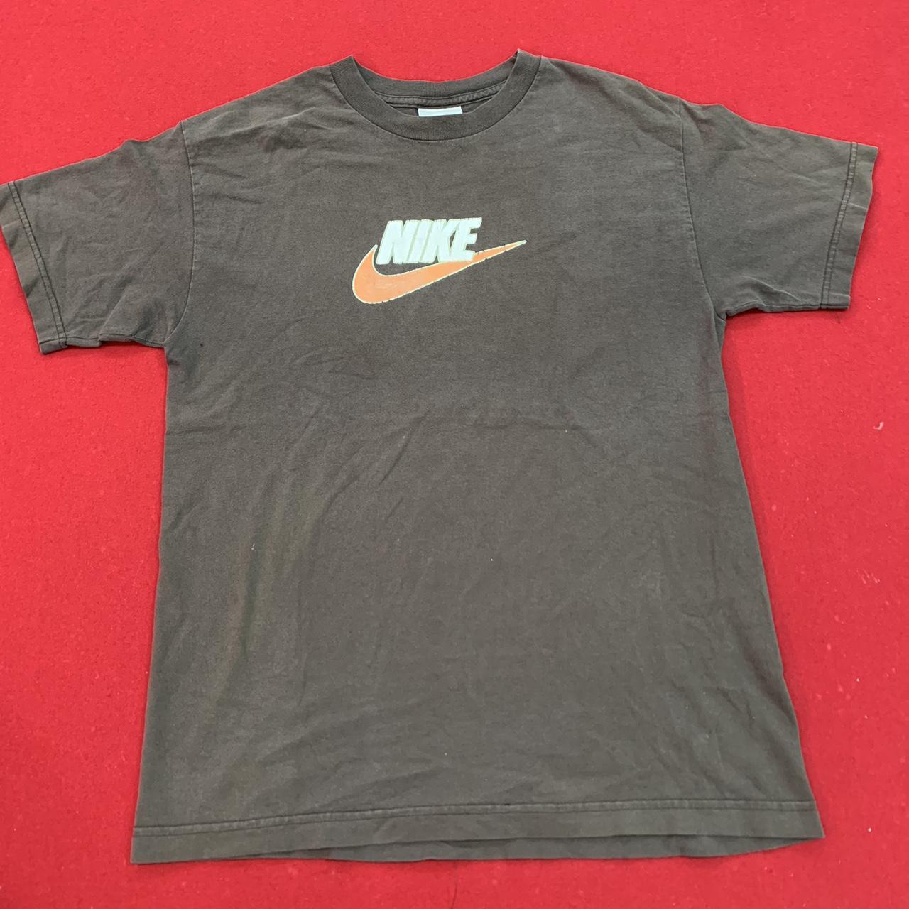 Nike Men's Brown T-shirt | Depop