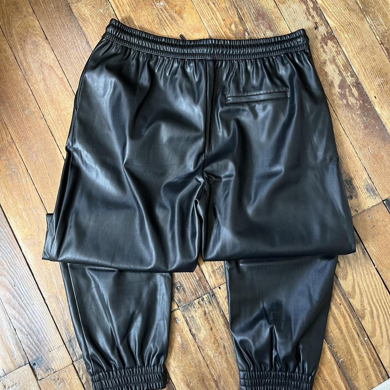 Black leather joggers discount zara