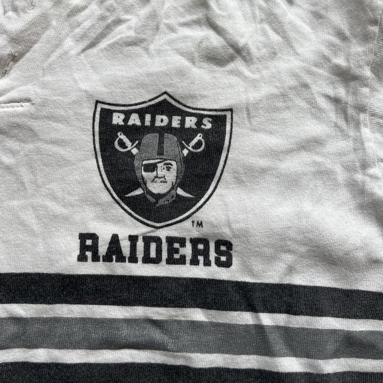 Vintage 1996 Oakland Raiders Tee Size: - Depop