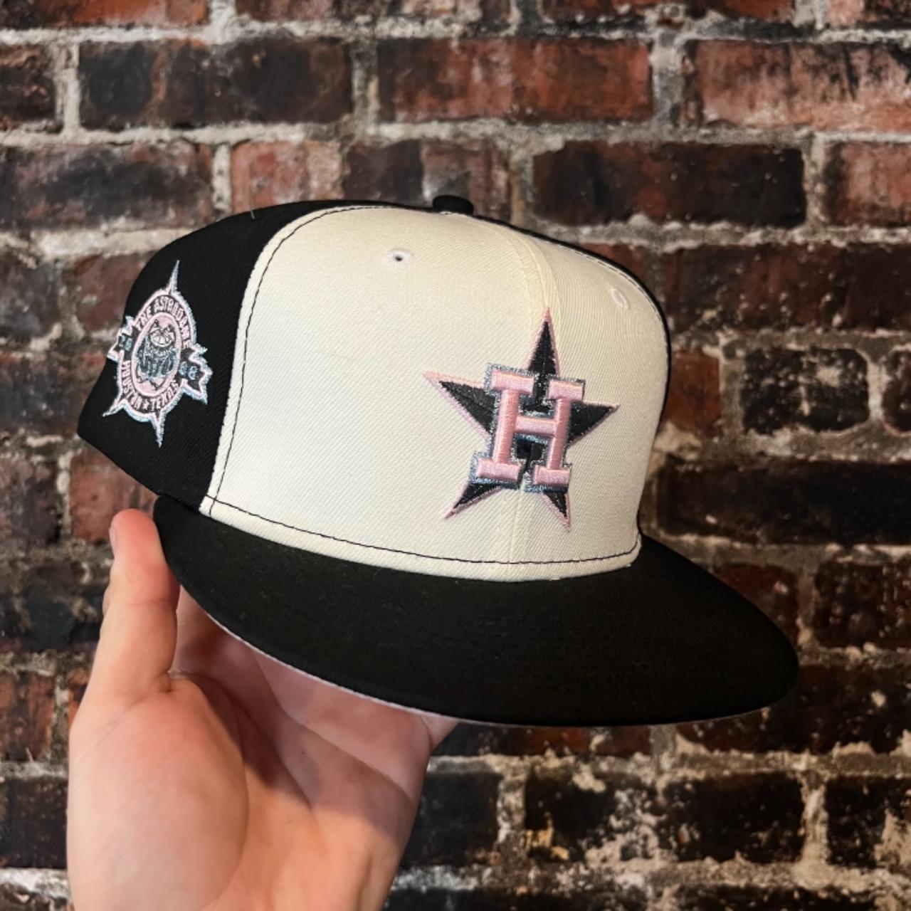 New Era Houston astros hat Size 7.5 The hat is - Depop