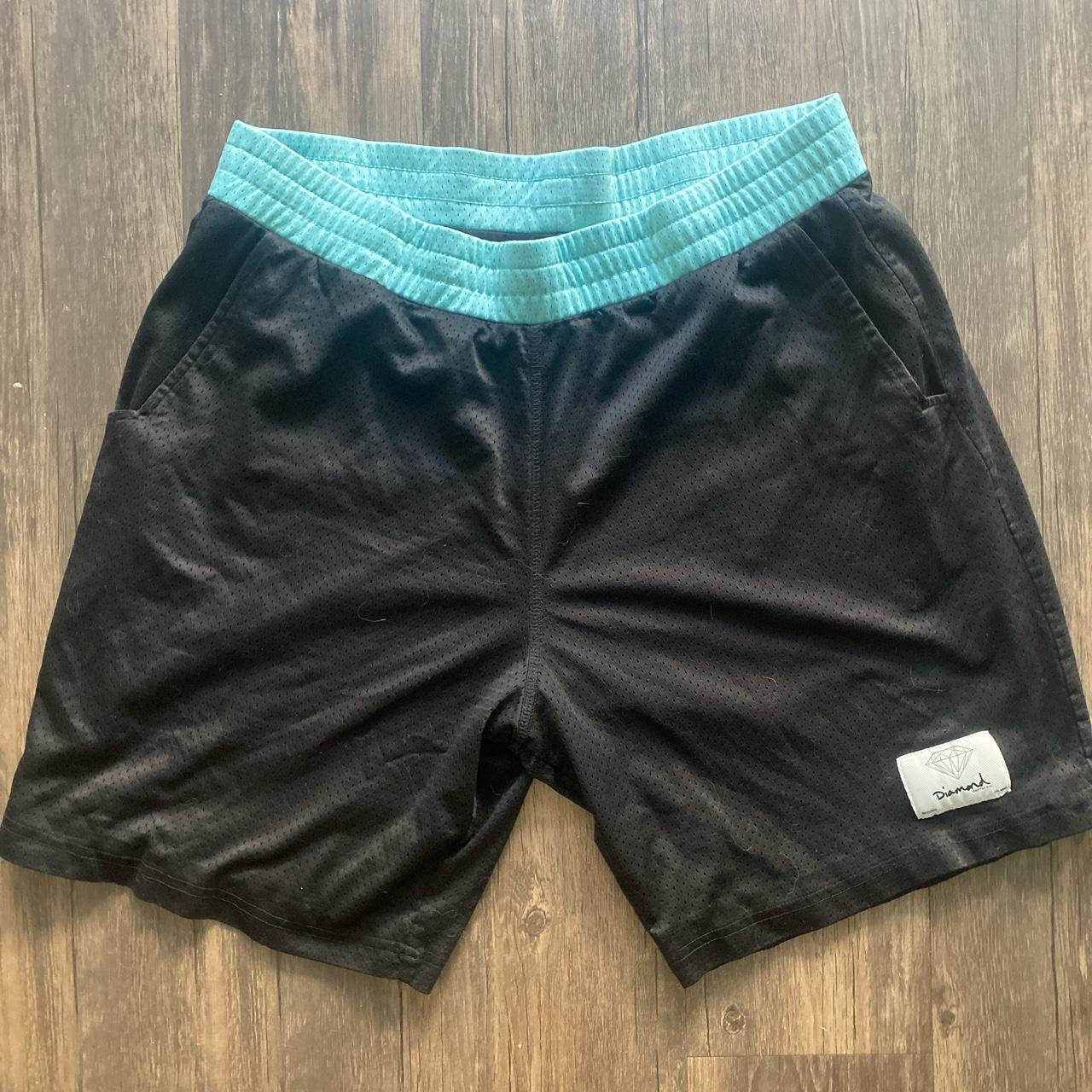 Diamond Supply Co shorts Men’s L - Depop