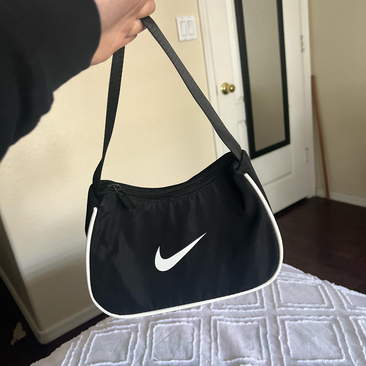 Nike Women's Black Bag Depop