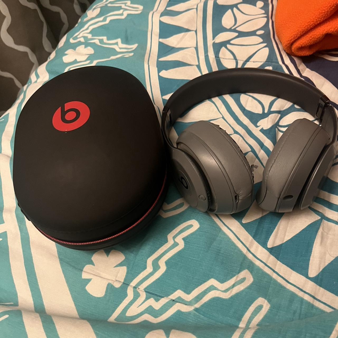 Beats solo 3 online asphalt grey