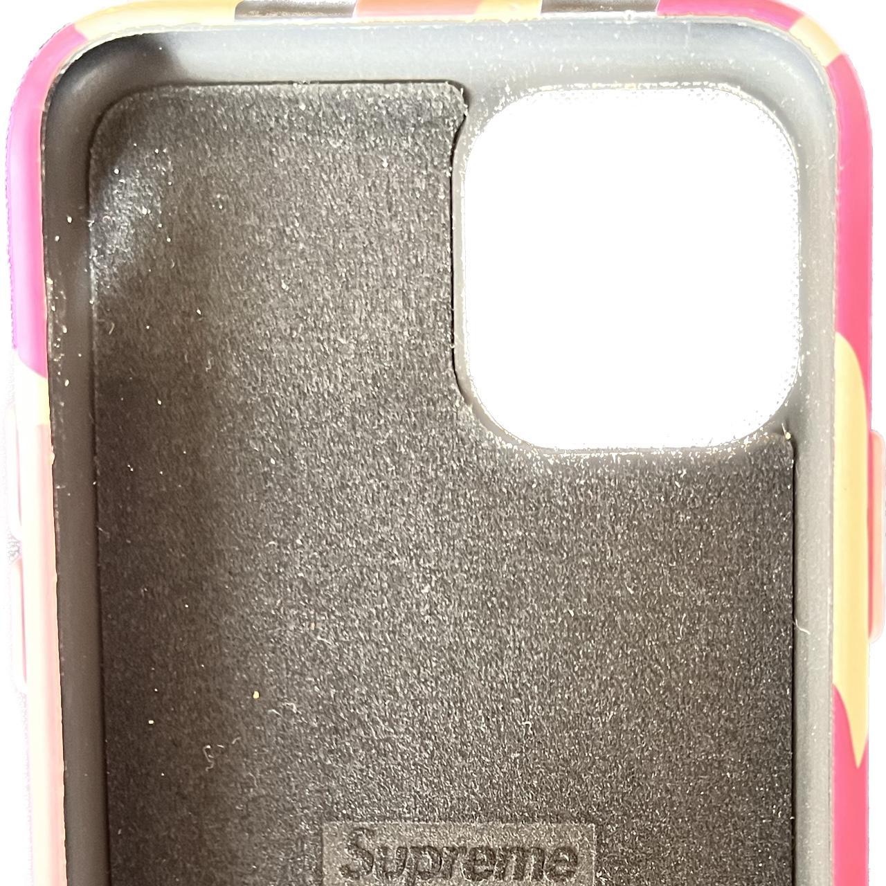 SUPREME iPhone 11 Pro case Camo FW20 Pink