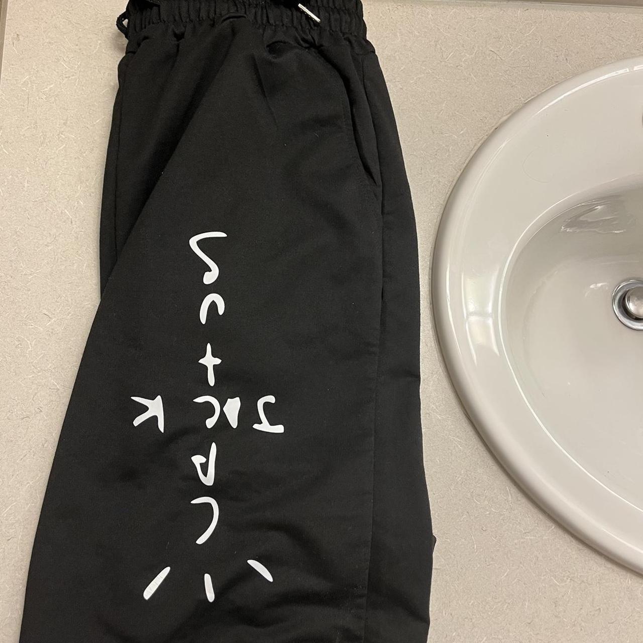 travis scott khaki shorts