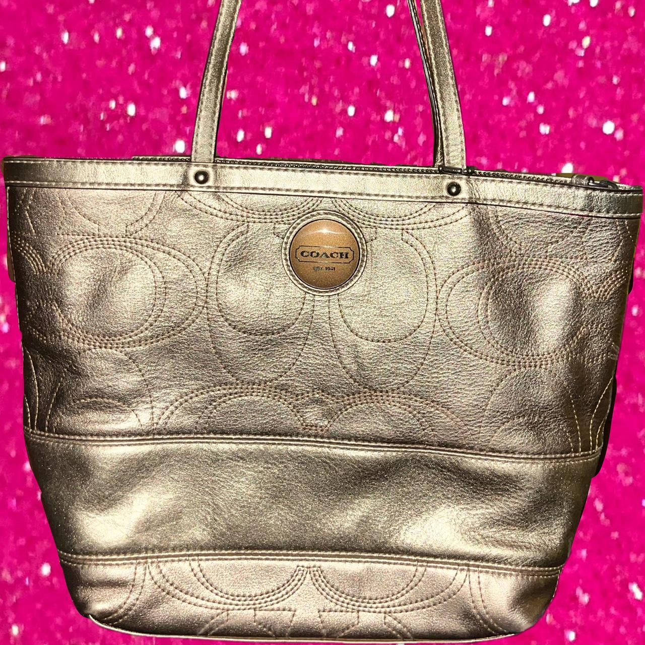 バッグ COACH Y2K llic Gold Signature Tote Vtg COACH Y2K Limited Edition Gold Patchwork Satchel